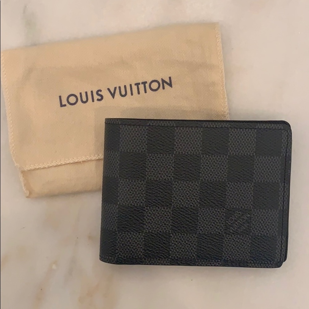 BRAND NEW AUTHENTIC LOUIS VUITTON